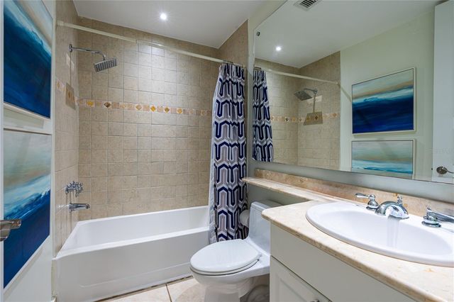 100 OCEAN DRIVE 114, Humacao, PR 00791