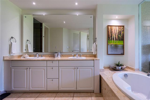 100 OCEAN DRIVE 114, Humacao, PR 00791