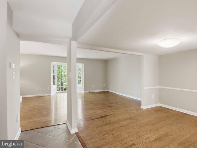 1654 ALBERMARLE DR, Crofton, MD 21114