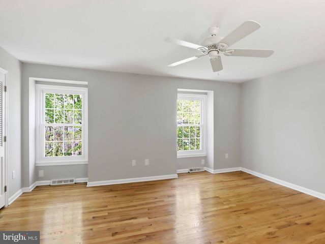 1654 ALBERMARLE DR, Crofton, MD 21114