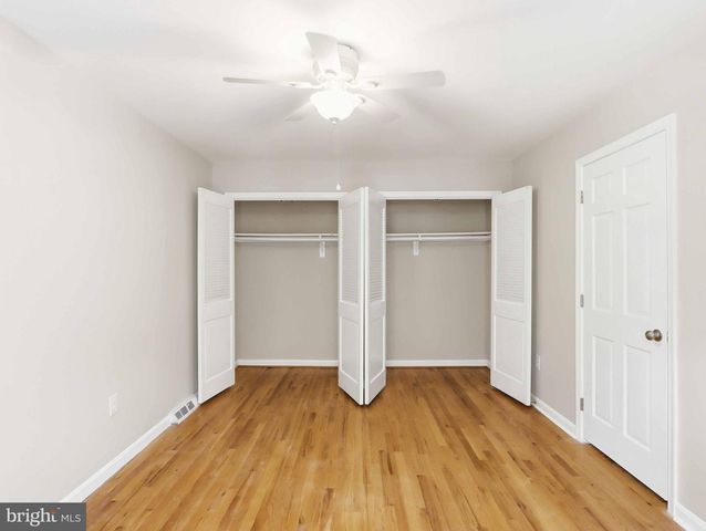1654 ALBERMARLE DR, Crofton, MD 21114