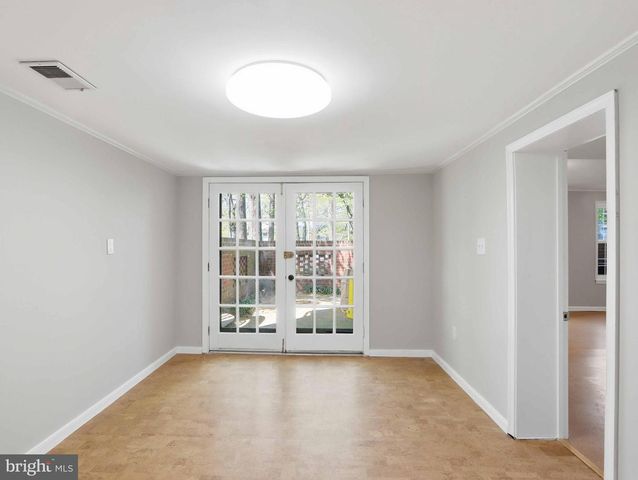 1654 ALBERMARLE DR, Crofton, MD 21114