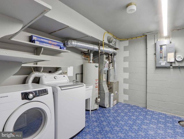 1654 ALBERMARLE DR, Crofton, MD 21114