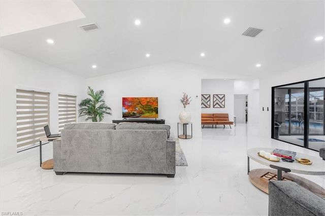 3728 SE 18th AVE, Cape Coral, FL 33904