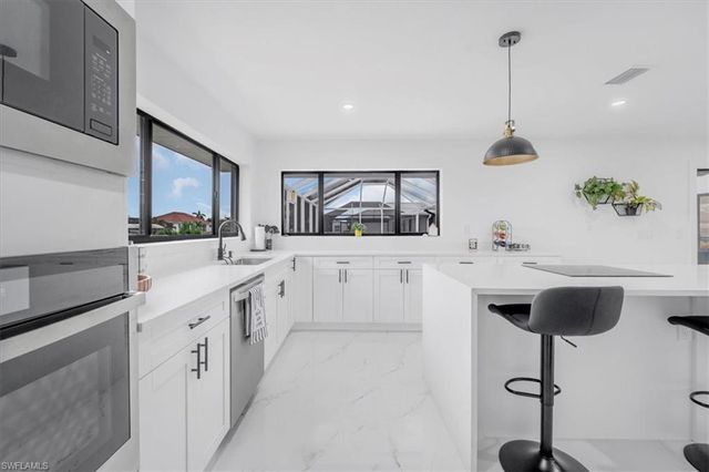 3728 SE 18th AVE, Cape Coral, FL 33904