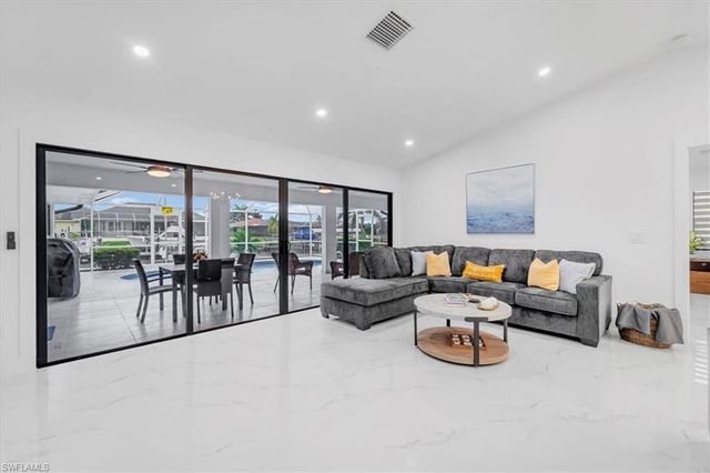 3728 SE 18th AVE, Cape Coral, FL 33904