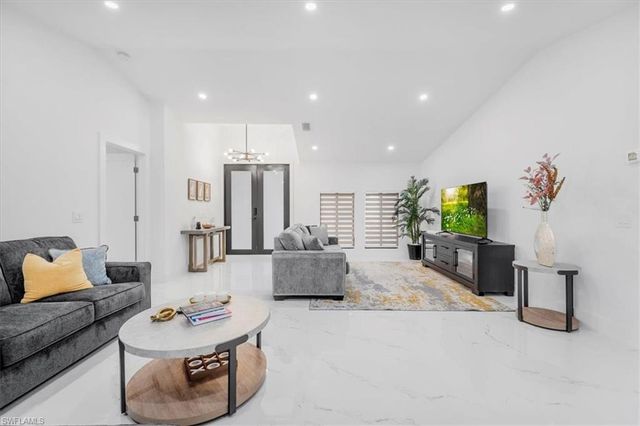 3728 SE 18th AVE, Cape Coral, FL 33904