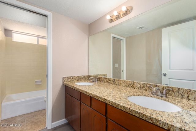 2050 N 90TH Place, Chandler, AZ 85224