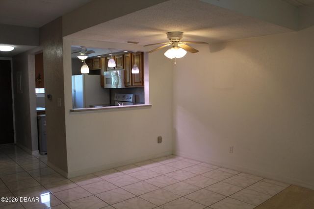 144 S Halifax Ave Apt 82, Daytona Beach, FL 32118