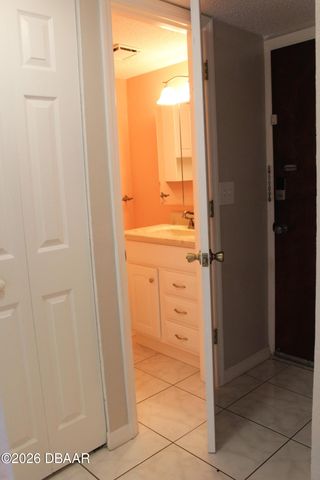 144 S Halifax Ave Apt 82, Daytona Beach, FL 32118