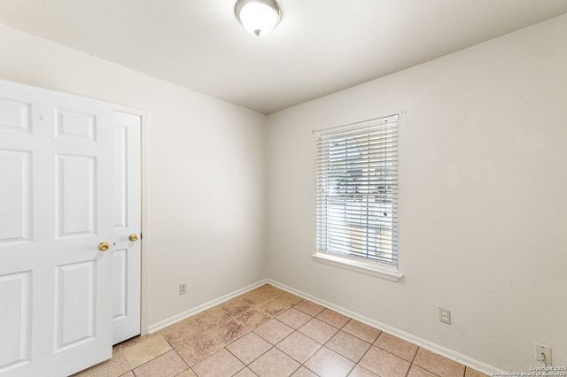 127 Pharis St., San Antonio, TX 78237