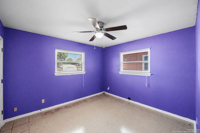127 Pharis St., San Antonio, TX 78237