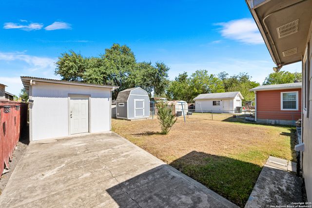 127 Pharis St., San Antonio, TX 78237