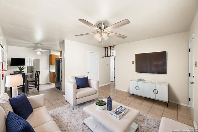 127 Pharis St., San Antonio, TX 78237