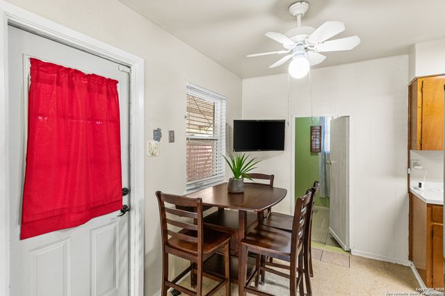 127 Pharis St., San Antonio, TX 78237