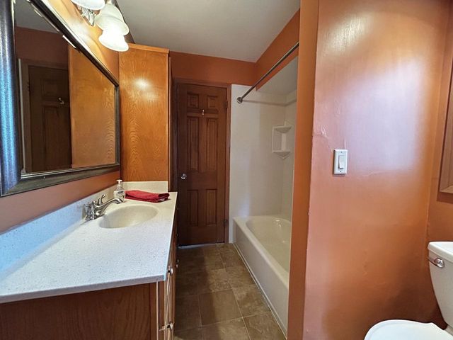 239 Meriburr LANE, Wind Point, WI 53402