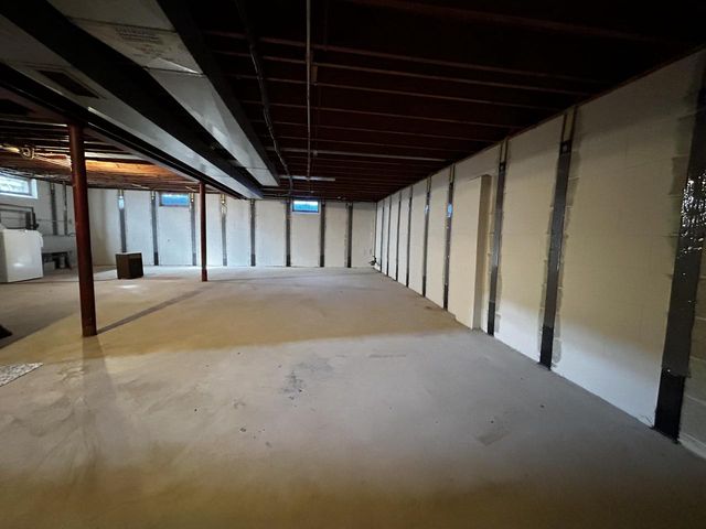 239 Meriburr LANE, Wind Point, WI 53402