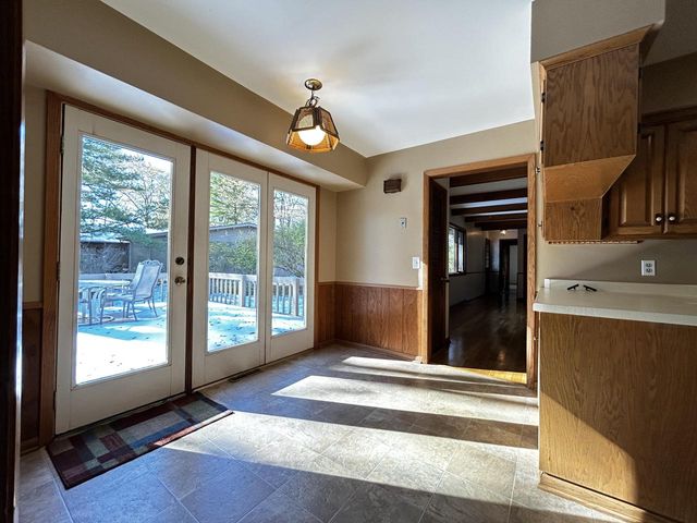 239 Meriburr LANE, Wind Point, WI 53402