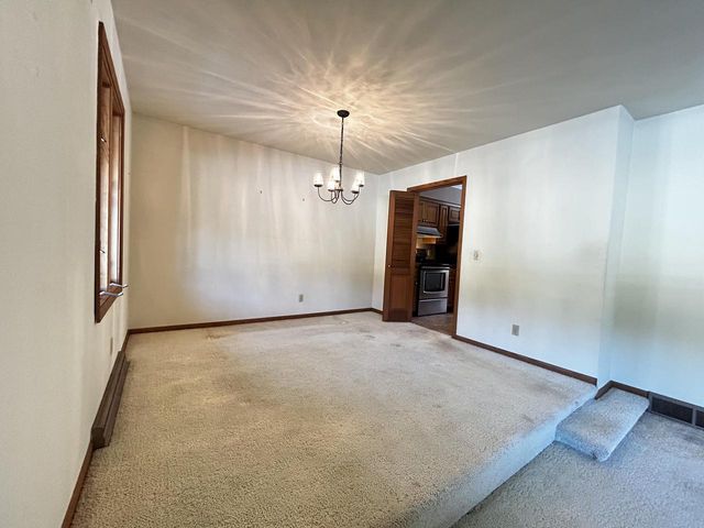 239 Meriburr LANE, Wind Point, WI 53402