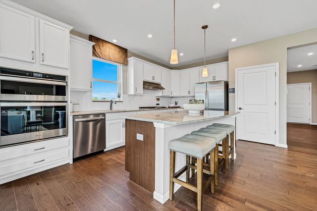 12560 Derry Drive, Lemont, IL 60439