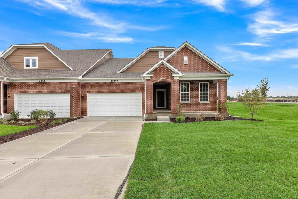 12560 Derry Drive, Lemont, IL 60439