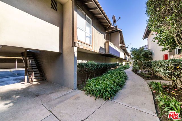 803 W 232nd Street C, Torrance, CA 90502