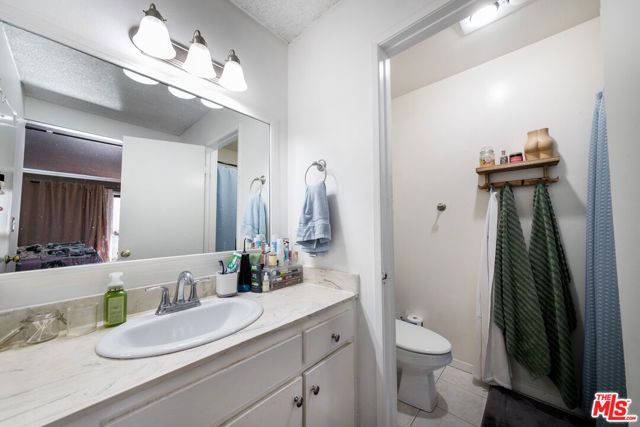 803 W 232nd Street C, Torrance, CA 90502