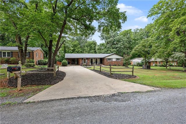 578 EastWood Drive, Asheboro, NC 27205