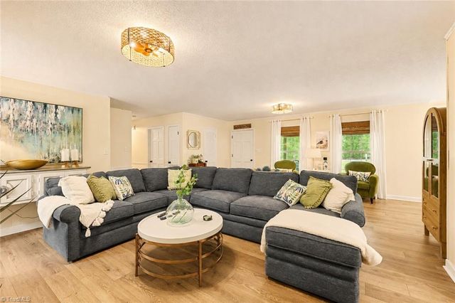 578 EastWood Drive, Asheboro, NC 27205