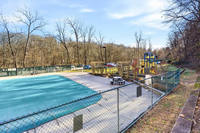 50 Barker Street 233, Mount Kisco, NY 10549