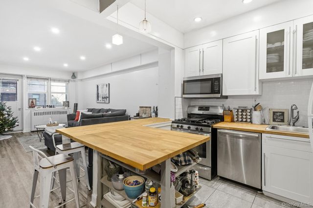 50 Barker Street 233, Mount Kisco, NY 10549