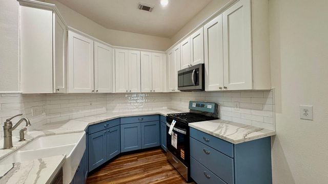 15027 Winding Black Cherry Lane, Cypress, TX 77433
