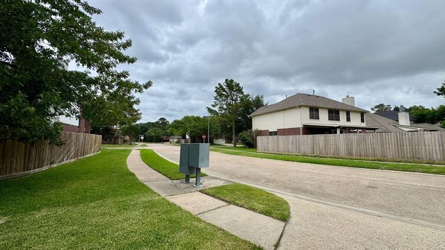 15027 Winding Black Cherry Lane, Cypress, TX 77433