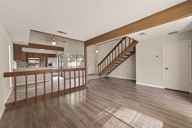 3152 Windchase Boulevard 456, Houston, TX 77082