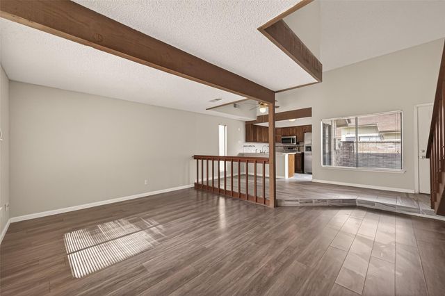 3152 Windchase Boulevard 456, Houston, TX 77082