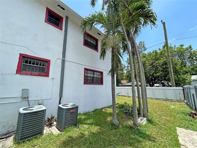 1000 NW 47th St, Miami, FL 33127