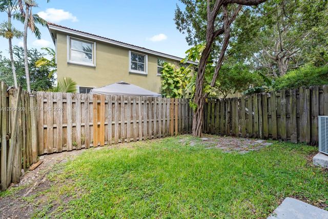 1417 SE 24th Road, Homestead, FL 33035