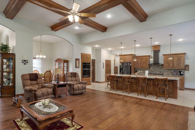 912 W Sole Drive, Nixa, MO 65714