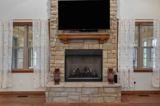 912 W Sole Drive, Nixa, MO 65714