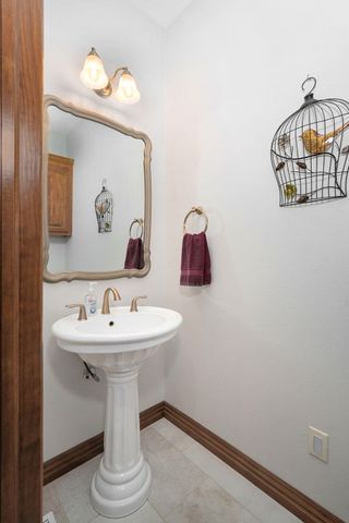 912 W Sole Drive, Nixa, MO 65714