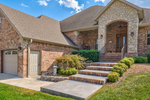 912 W Sole Drive, Nixa, MO 65714