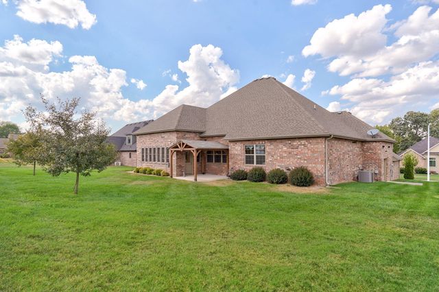 912 W Sole Drive, Nixa, MO 65714