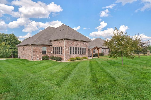 912 W Sole Drive, Nixa, MO 65714