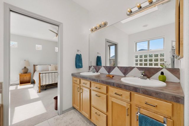 6312 Calla Lily Circle NE, Albuquerque, NM 87111