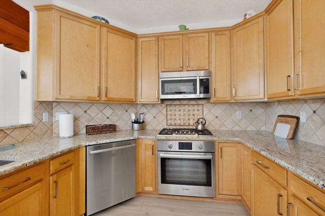 6312 Calla Lily Circle NE, Albuquerque, NM 87111