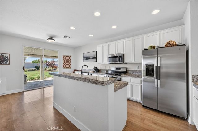 31081 Cedar Oak Road, Menifee, CA 92584