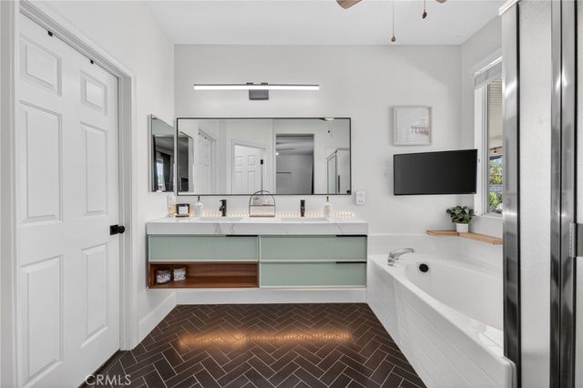 31081 Cedar Oak Road, Menifee, CA 92584