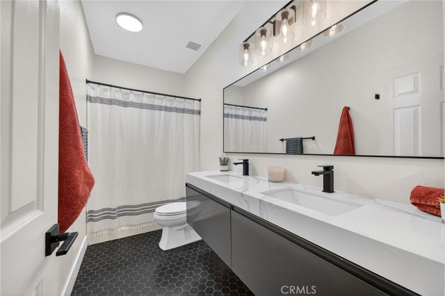 31081 Cedar Oak Road, Menifee, CA 92584
