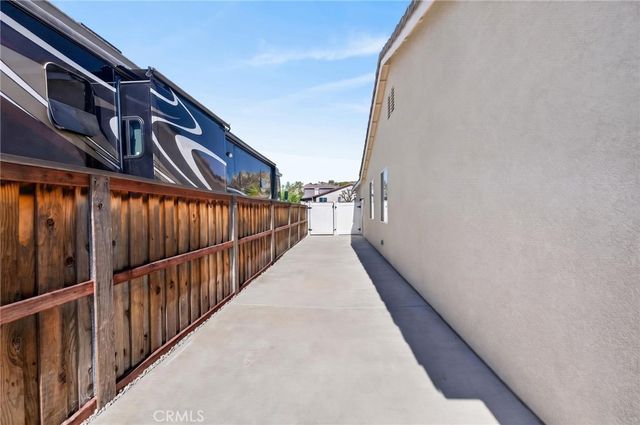 31081 Cedar Oak Road, Menifee, CA 92584