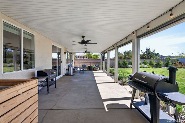 31081 Cedar Oak Road, Menifee, CA 92584